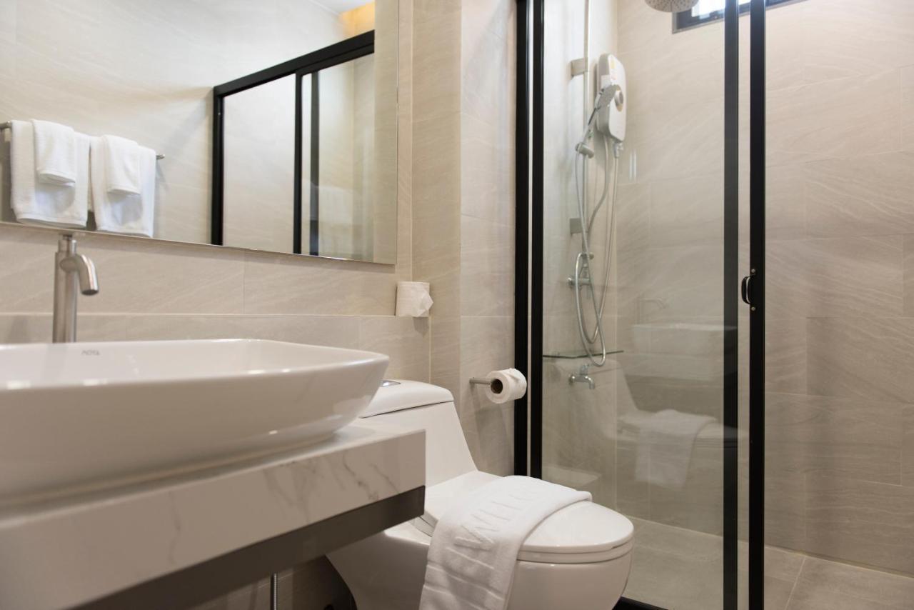 Qlosest Hotel Nakhon Ratchasima Ngoại thất bức ảnh